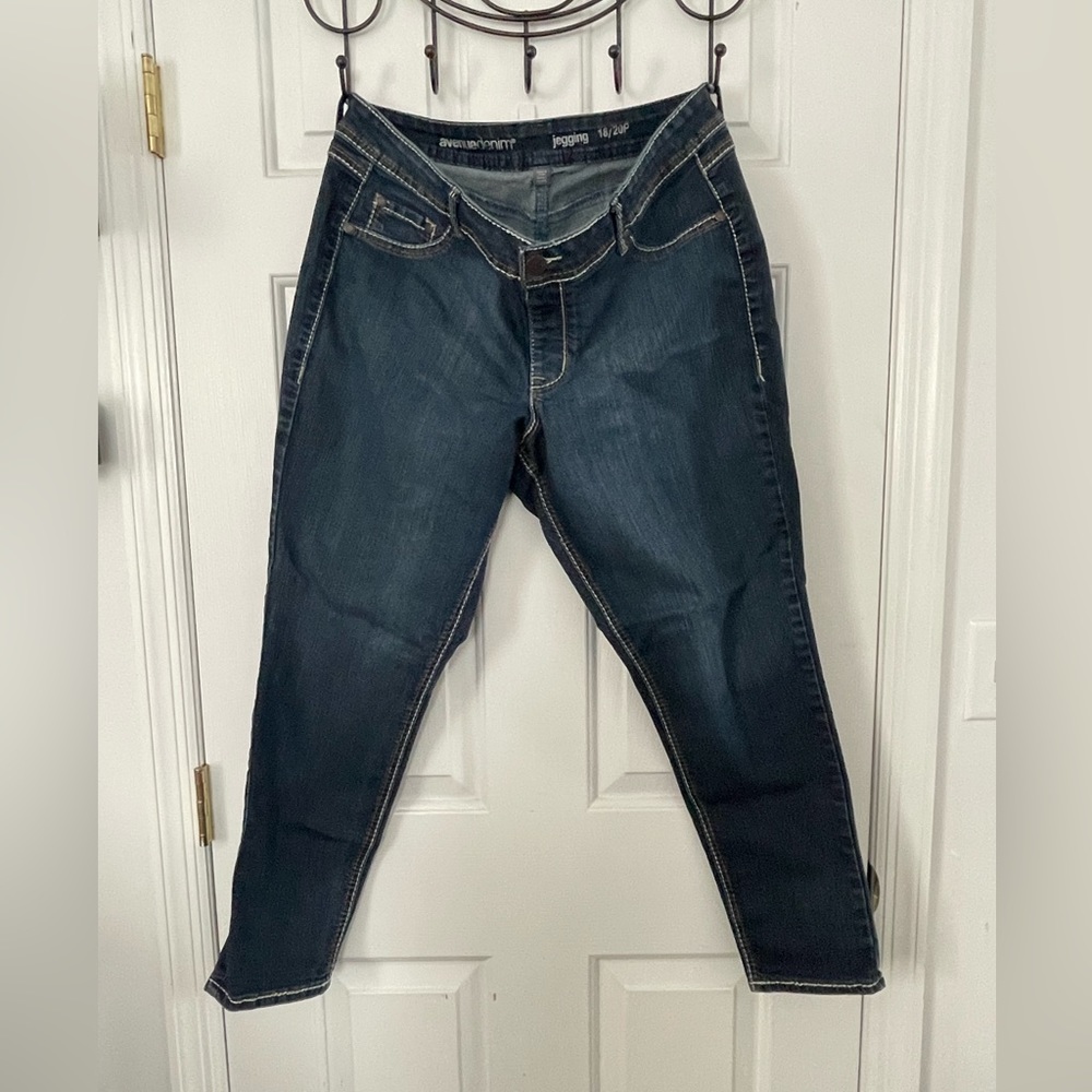 Avenue denim jegging